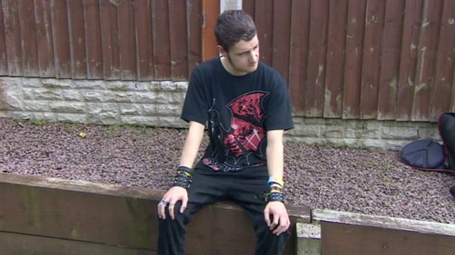 _89820728_goth