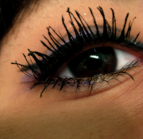 clumpy-mascara
